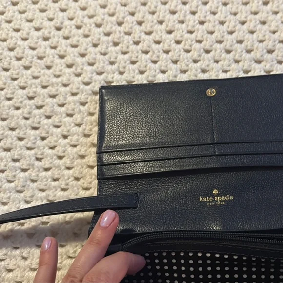 Kate Spade Cream and Blue Wallet/Wristlet - Picture 6 of 8